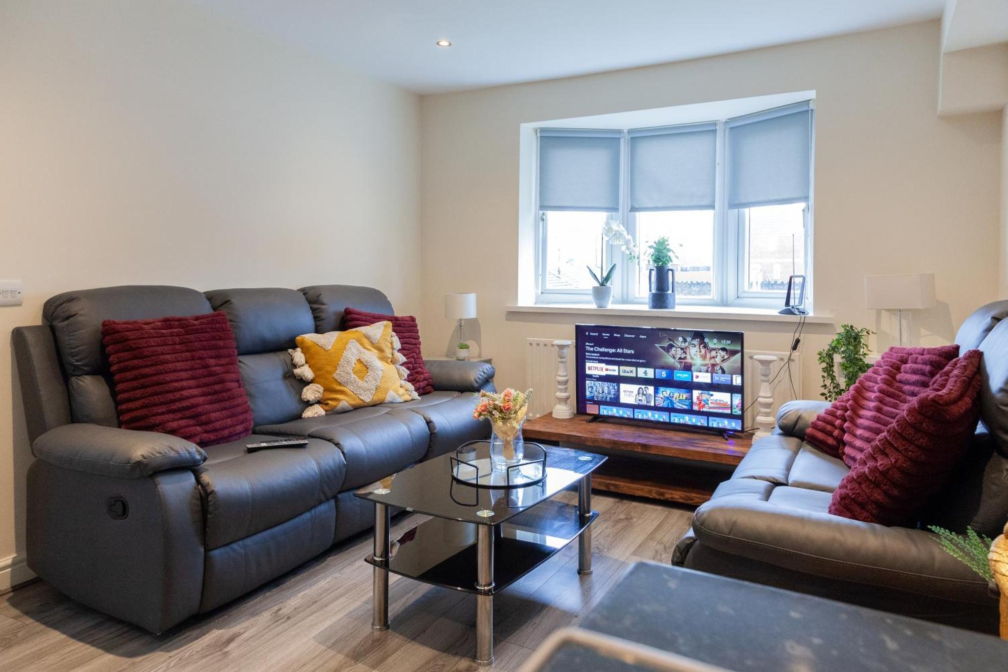 Pinfold Court Apartments Knowsley Exterior foto