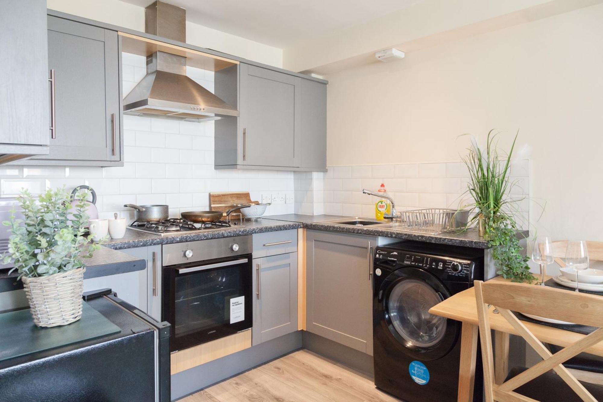 Pinfold Court Apartments Knowsley Exterior foto