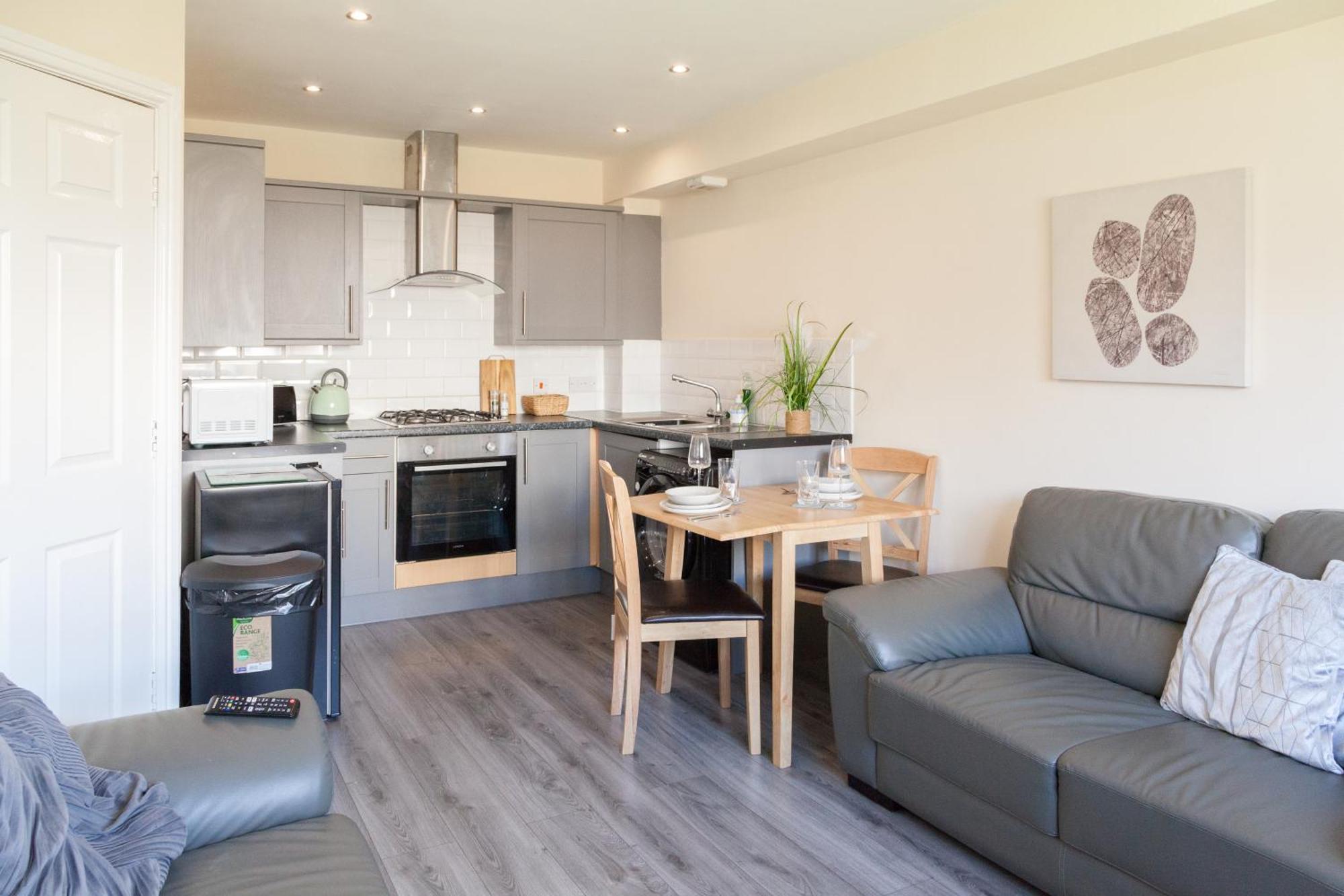 Pinfold Court Apartments Knowsley Exterior foto